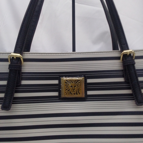 Anne Klein Vintage Ebony and Ivory Two-Handle § - Picture 2 of 13